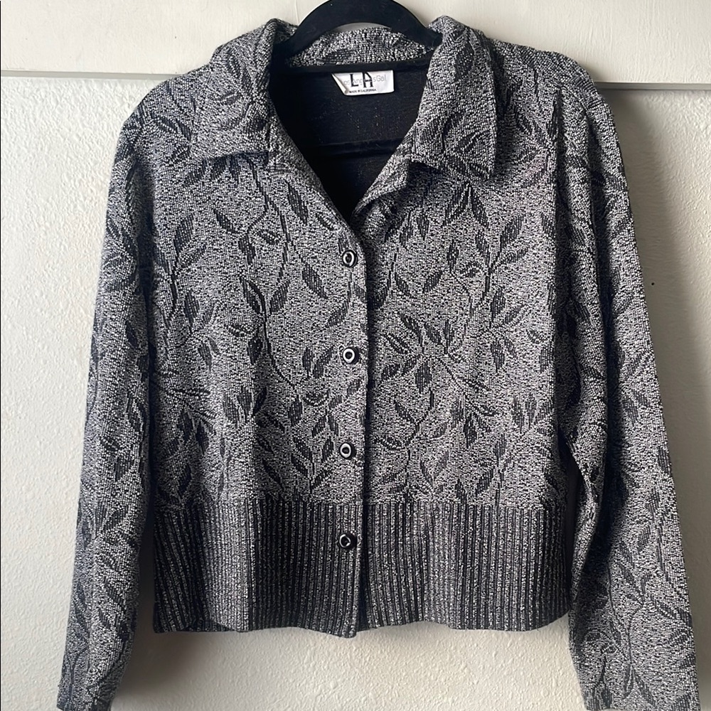 Vintage LA Gal black leaf print long sleeve button down cardigan blouse
